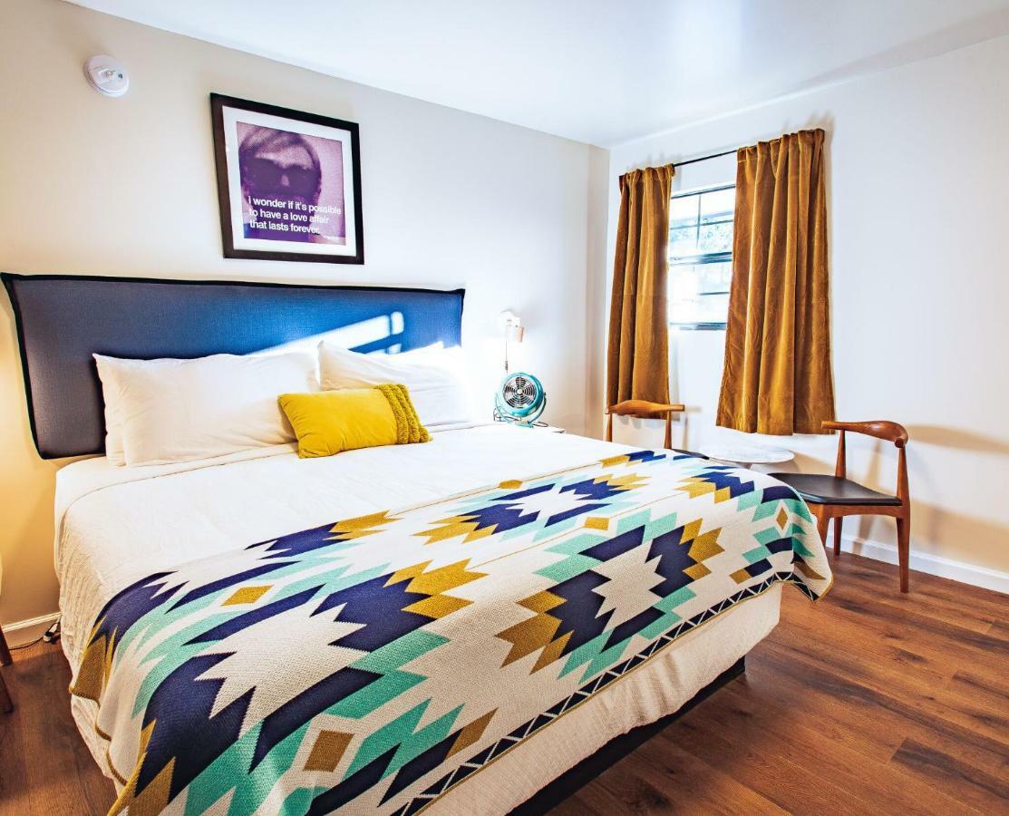 Stonewall Motor Lodge ภายนอก รูปภาพ